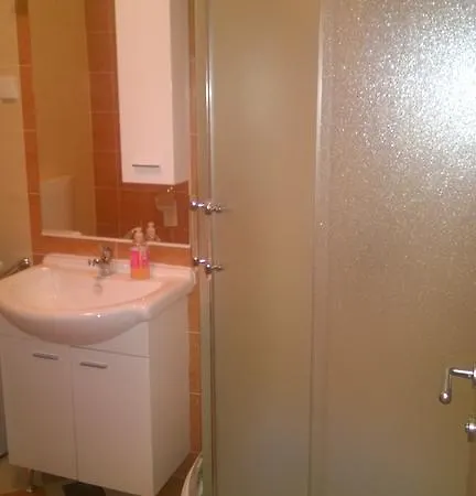 Апартаменты J&b House Hvar *