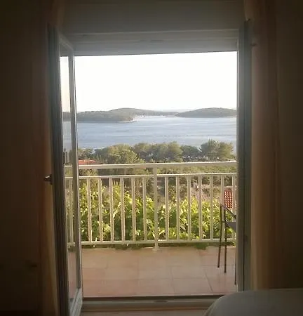 Апартаменты J&b House Hvar