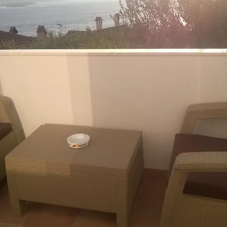 Апартаменты J&b House Hvar *