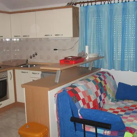 Апартаменты J&b House Hvar *