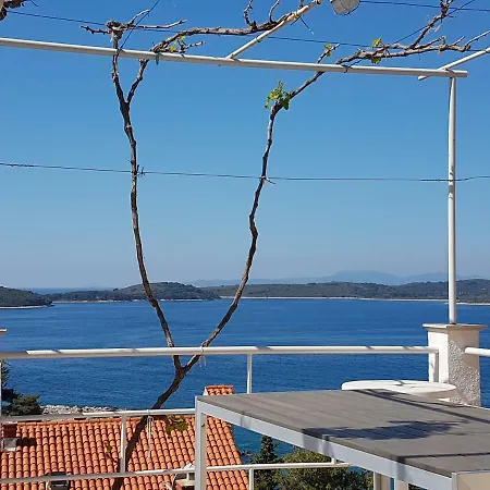 J&b House Hvar 公寓