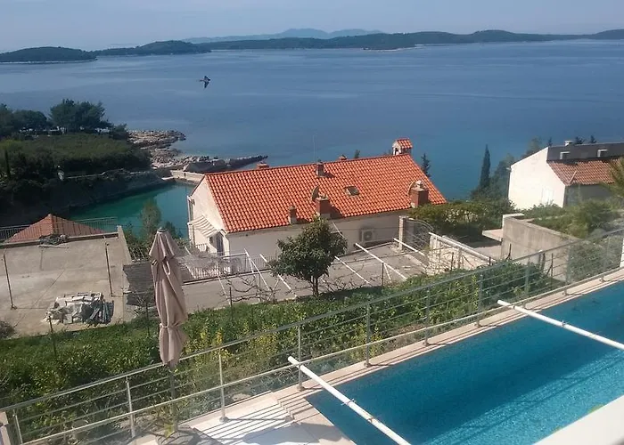 J&b House Hvar Apartman *